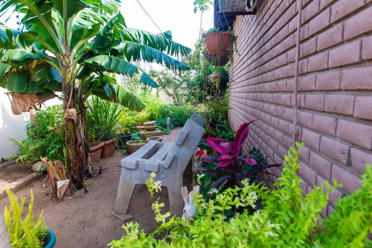 Casa Da Noleen Matola Exterior photo